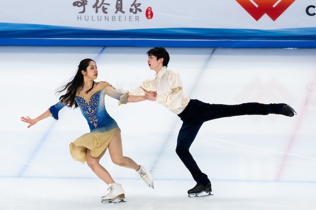 ICE DANCING 1