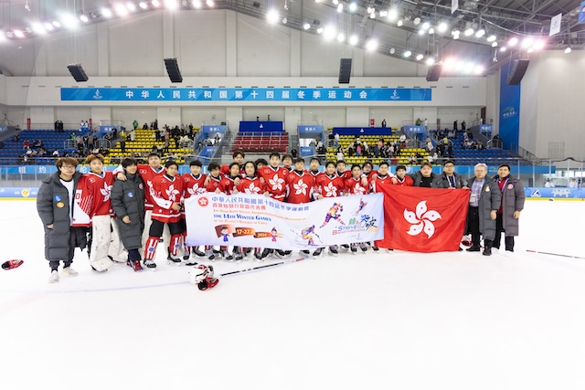 ICE HOCKEY RACE 17