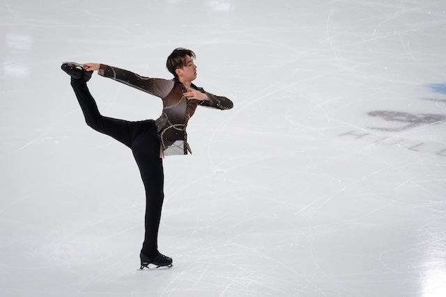 SKATING 9