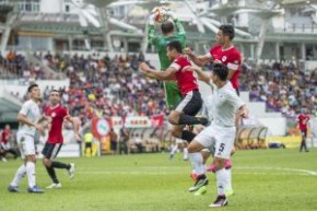2015-16香港足球總會足總盃準決賽 (香港飛馬對冠忠南區)