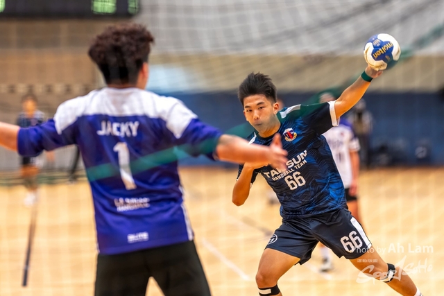 Handball  (65)