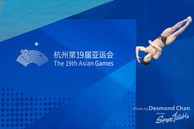 20231002 Diving 1M W A1 _DAC5941