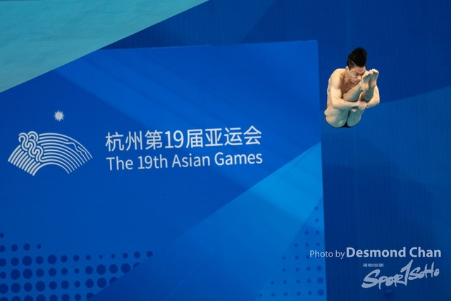 20231002 Diving 1M W A1 _DAC6107