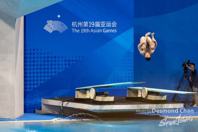 20231002 Diving 1M W A1 _DAC6400