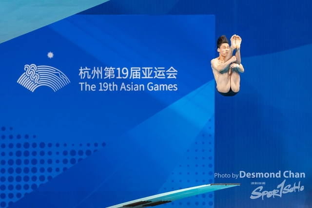 20231002 Diving 1M W A1 _DAC6536