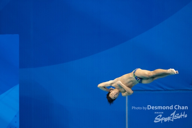 20231002 Diving 1M W A1 _DAC7312