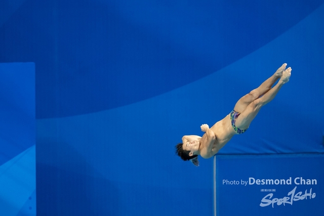 20231002 Diving 1M W A1 _DAC7314