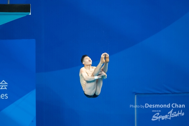 20231002 Diving 1M W A1 _DAC7595