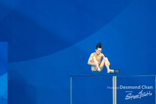20231002 Diving 1M W A1 _DAC7653