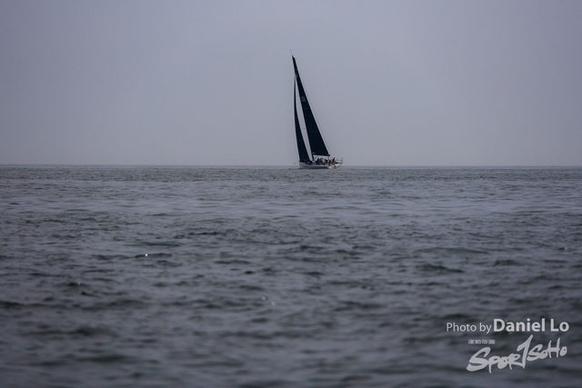 R62B5685