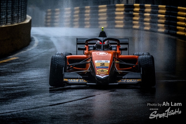 Z8A_3991
