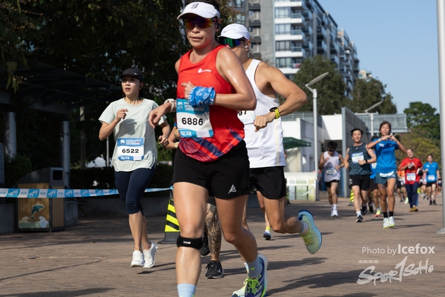 241201_Pocari_2Gun-610