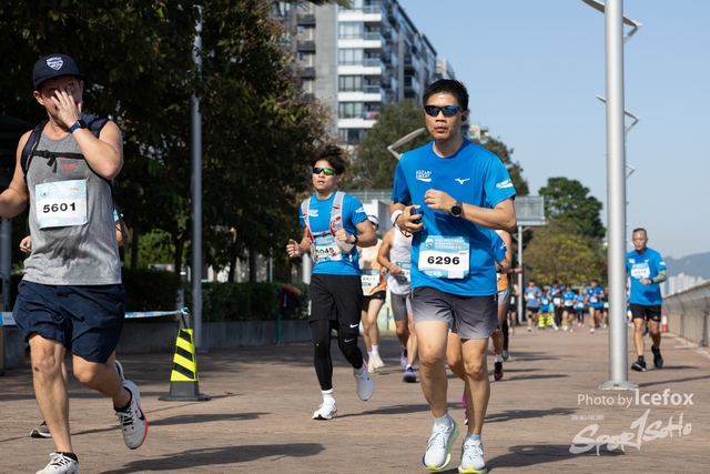 241201_Pocari_2Gun-811