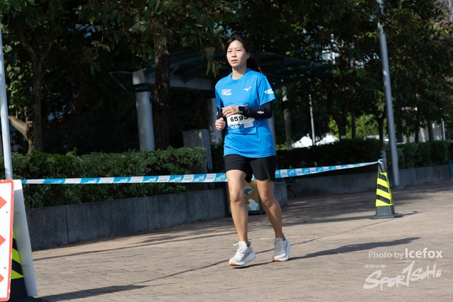 241201_Pocari_2Gun-1029