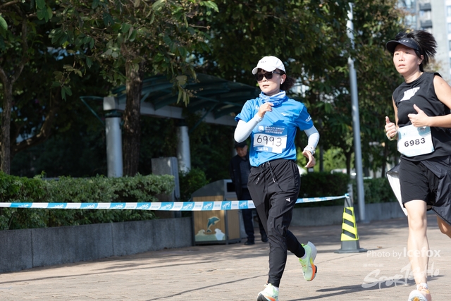 241201_Pocari_2Gun-1044