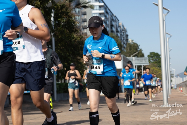 241201_Pocari_2Gun-1048