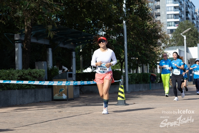 241201_Pocari_2Gun-1082