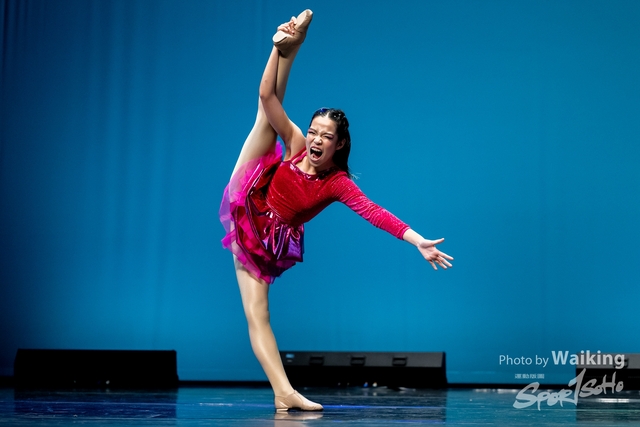 2024-11-16 Centre Stage Dance-2010