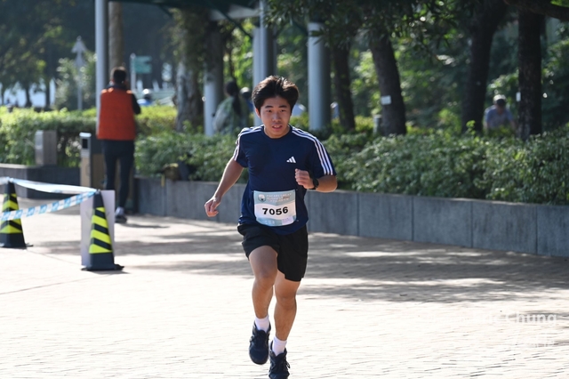 Pocari_1664