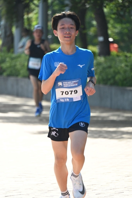 Pocari_1682