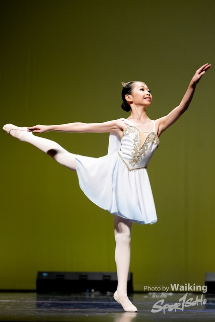 2024-11-17 Centre Stage Dance-1048