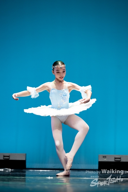 2024-11-17 Centre Stage Dance-1094