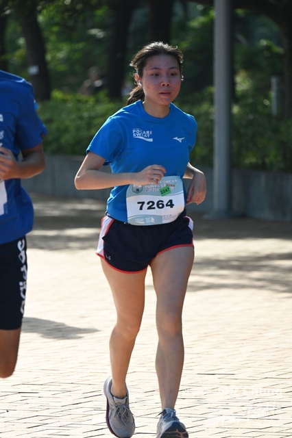 Pocari_1735