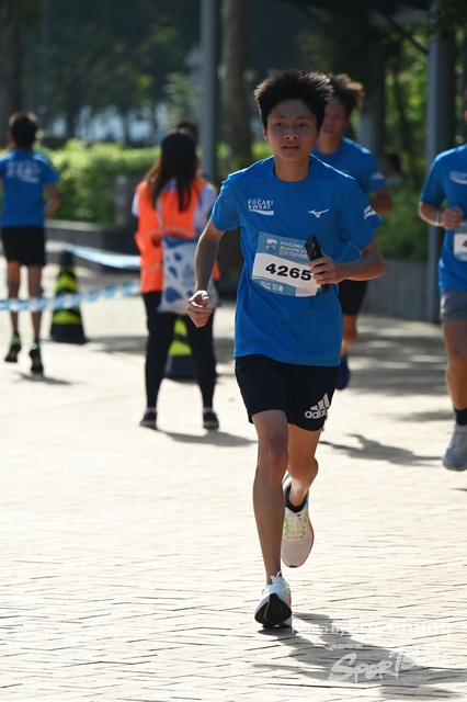 Pocari_1740