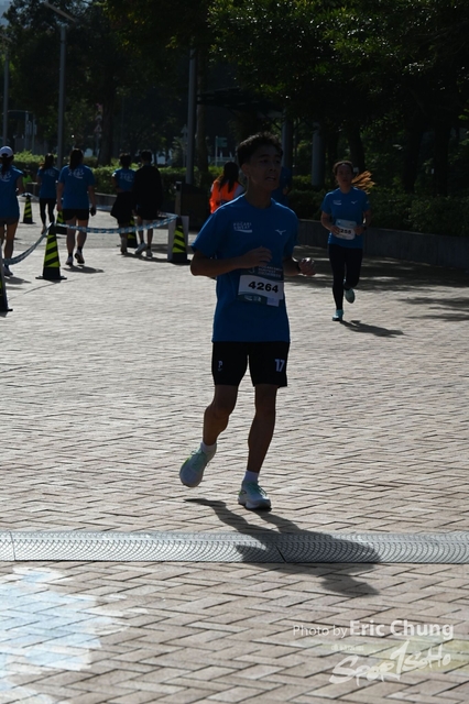 Pocari_1744