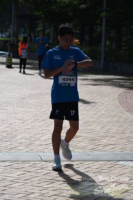 Pocari_1745