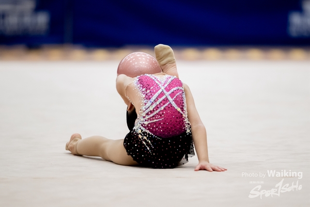 2024-11-30 RG-Ball-0589