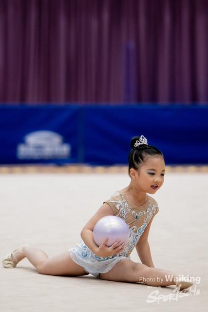 2024-11-30 RG-Ball-0645