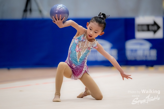 2024-11-30 RG-Ball-0650