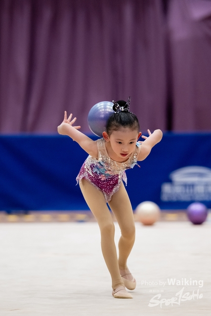 2024-11-30 RG-Ball-0653