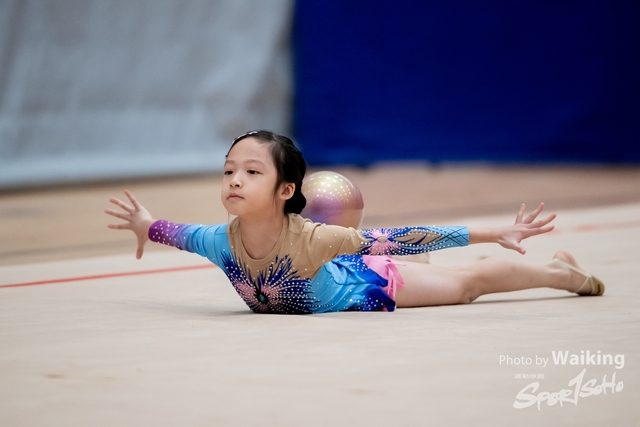 2024-11-30 RG-Ball-0657