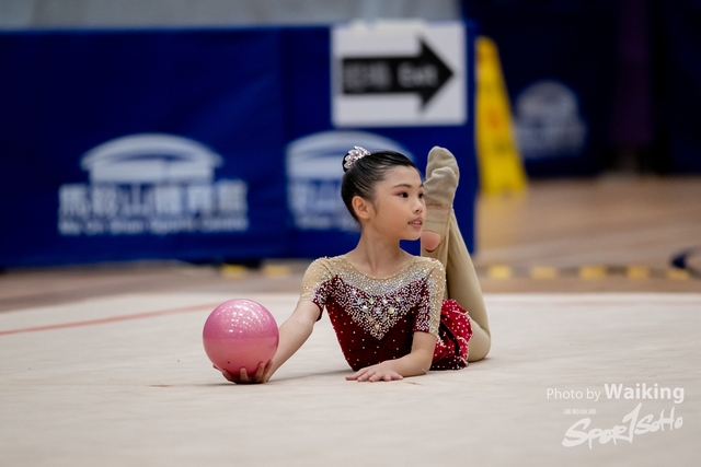 2024-11-30 RG-Ball-0692