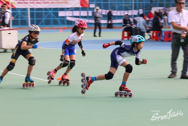 Speed Skating_(359)