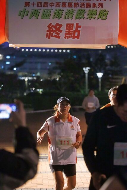 YIU_5477