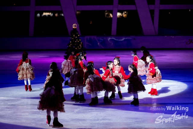 2024-12-24 Xmas Dance on Ice -0103
