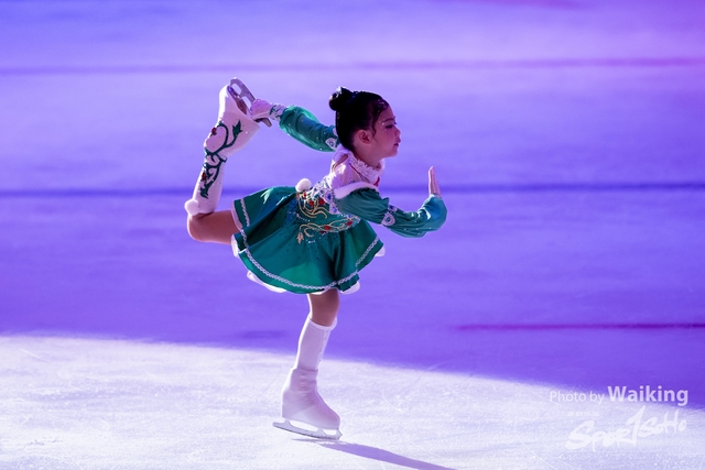 2024-12-24 Xmas Dance on Ice -0121