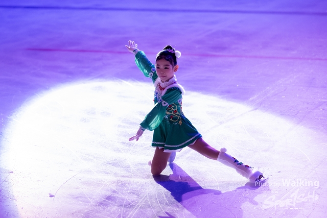 2024-12-24 Xmas Dance on Ice -0123