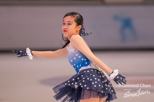 20241116 Ice Skating A1 1 DA101107-2