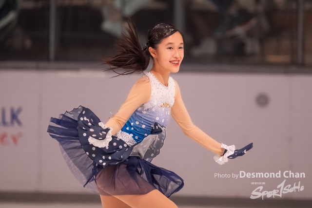 20241116 Ice Skating A1 1 DA101763-2