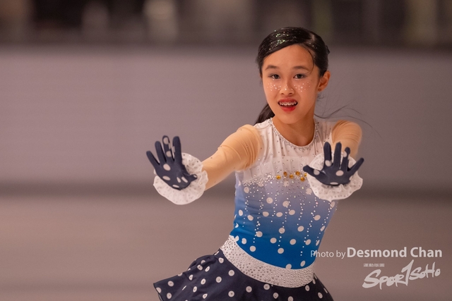 20241116 Ice Skating A1 1 DA101789-2