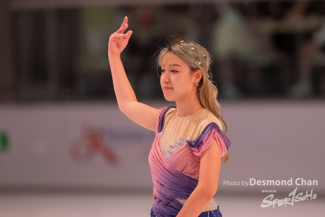 20241116 Ice Skating A1 1 DA102230-2