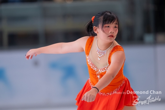 20241116 Ice Skating A1 1 DA105747-2