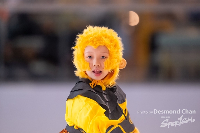20241116 Ice Skating A1 1 DA109053-2