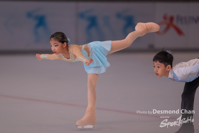 20241116 Ice Skating A1 1 DA109457-2