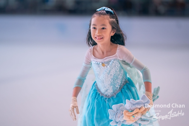 20241116 Ice Skating A9 1 _DA90936-2
