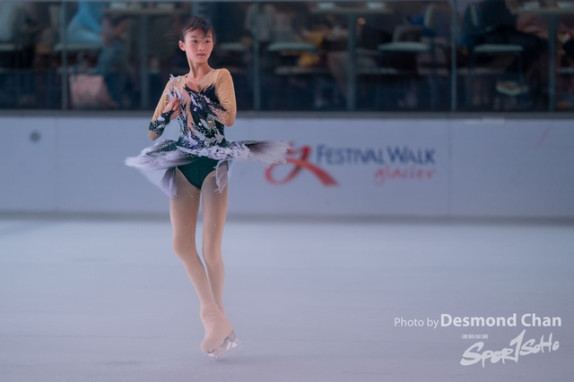 20241116 Ice Skating A9 1 _DA98660-2